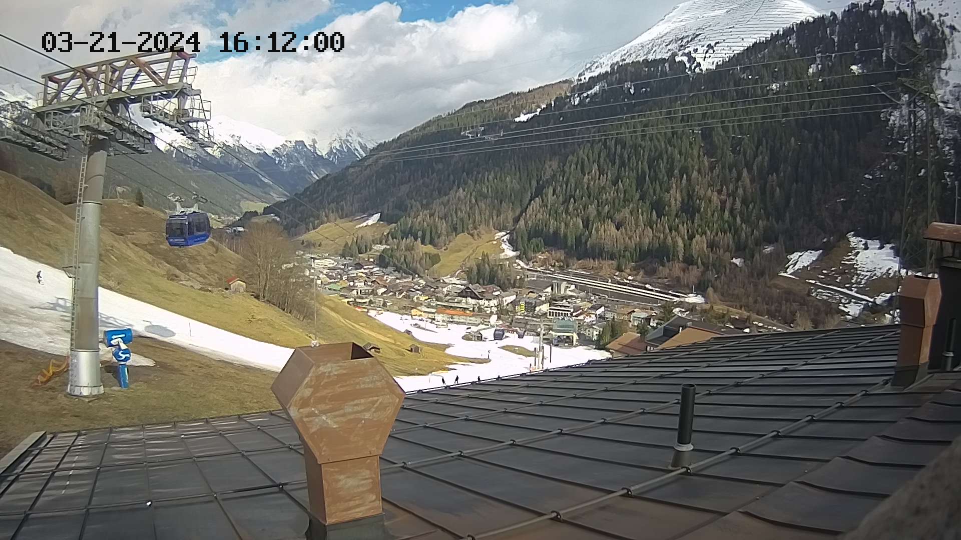 St. Anton webcam from Arula Haus - Galzigbahn